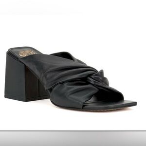 Vince Camuto Black leather slides. Size 8.5